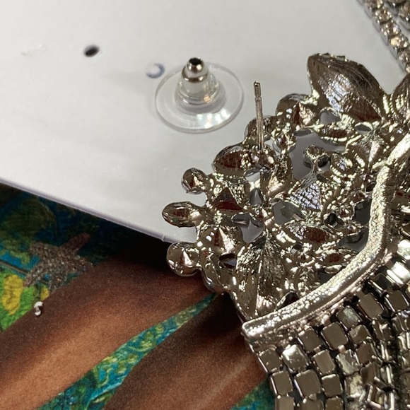 ⭐️ Luxury Rhinestone Earrings - Picture 7 of 7